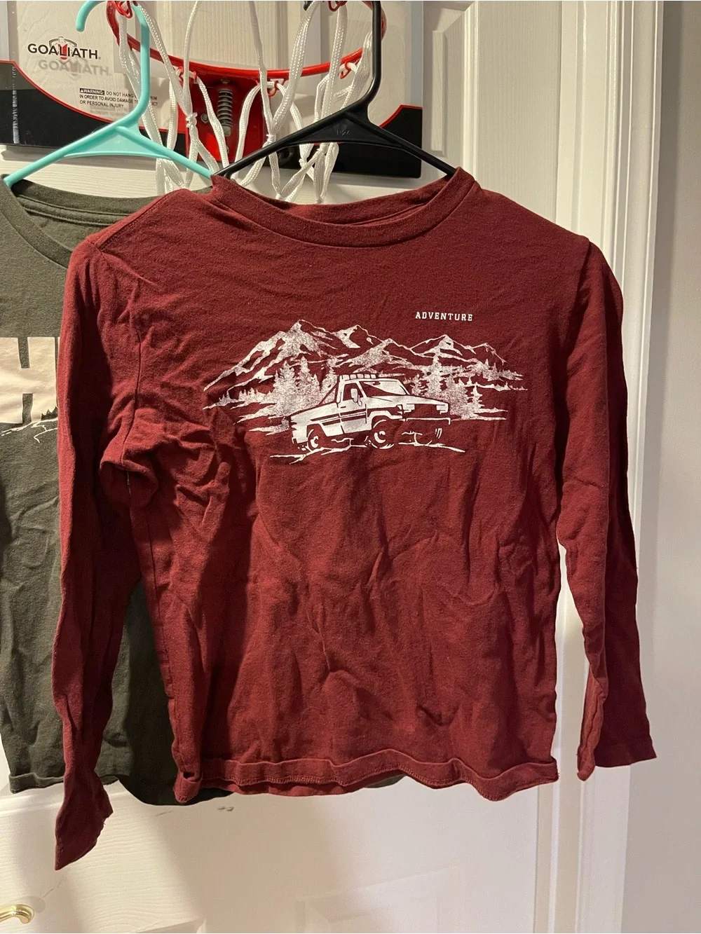 Old Navy Long-Sleeve Kids Tee with Graphics (2) 🚨